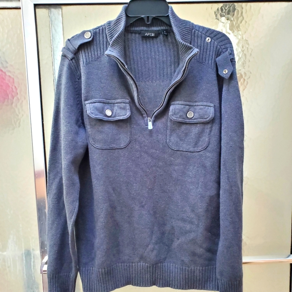 Preowned Apt. 9 Gray Sweater; Long Sleeves; Shirt Neckline; Medium Sz; $25